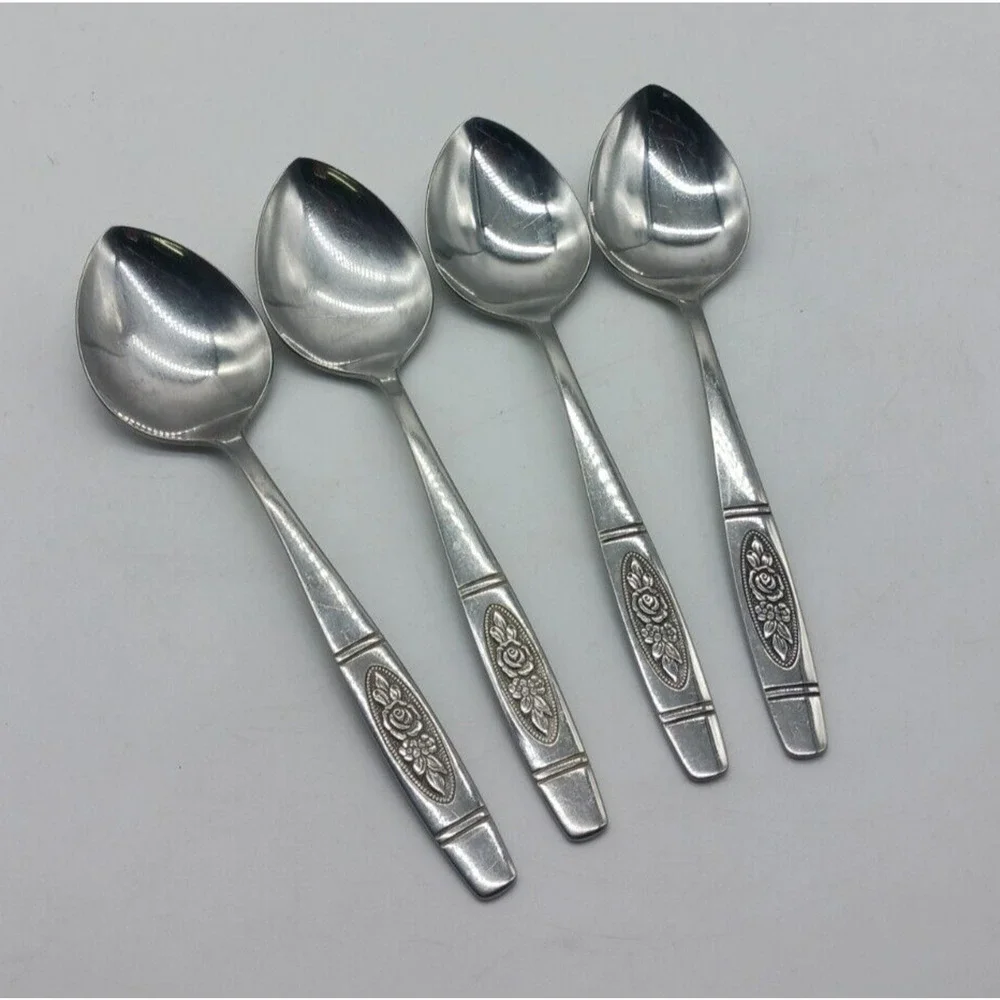 4 Oneida Rose Pendant 6 7/8